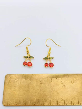 Boucles d'oreilles cerise en pierre en oxyde de zirconium - La Bouclette